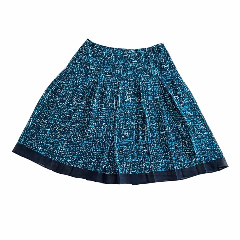 Women’s’ Dress Barn Pleated Women's Skirt Size 8